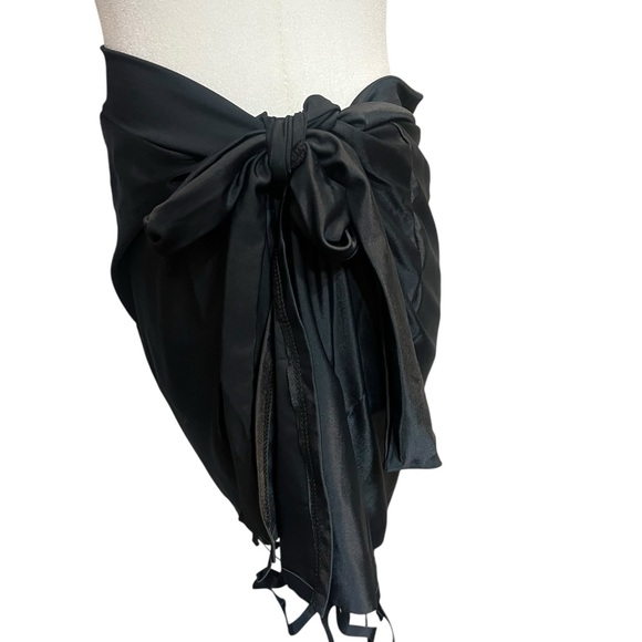 NWT Paris Hilton Heart Cut Out Coverup Wrap Skirt - L - Picture 5 of 12